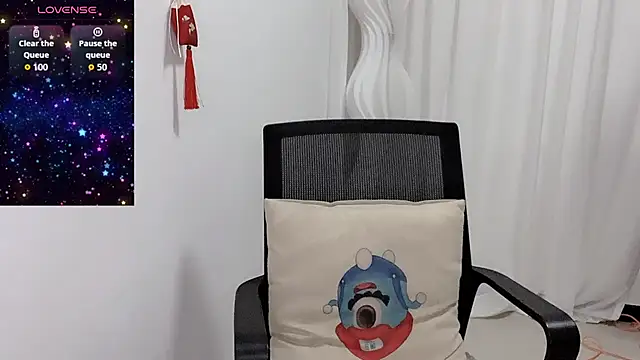 Snapshot of JackieBell chatting on October 24, 2025, 11:23 pm JackieBell online show from October 24, 2025, 11:23 pm