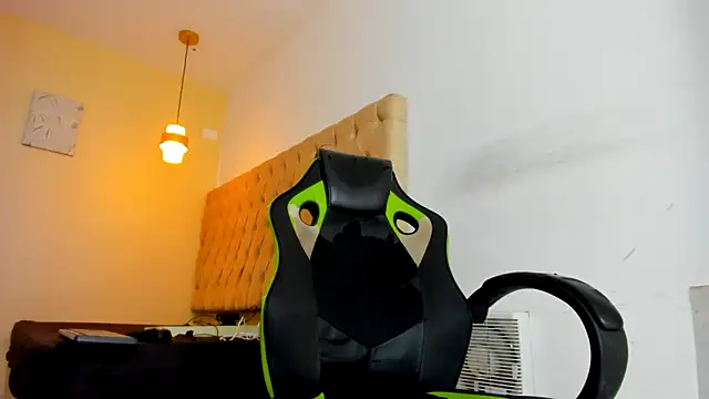 Darkknightx01 online show from October 16, 2025, 1:39 am