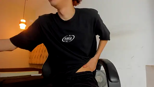 Darkknightx01 online show from October 22, 2025, 1:28 am