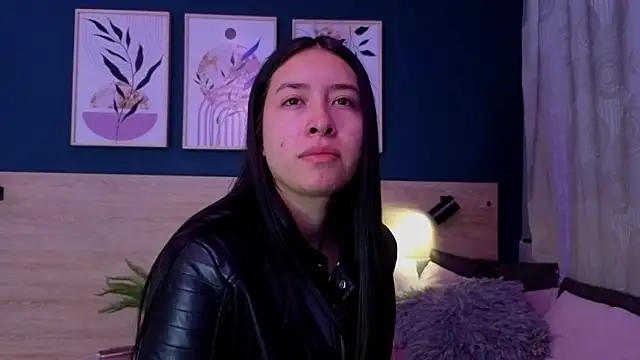 SarahMiler  online show from February 21, 2026, 11:11 am