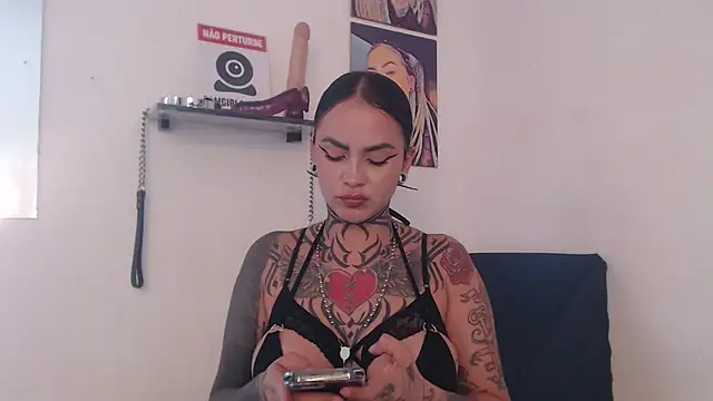 Snapshot of Sofia_May chatting on September 19, 2025, 3:56 pm Sofia May online show from September 19, 2025, 3:56 pm