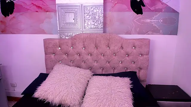 Snapshot of Liamartinn chatting on September 12, 2025, 2:06 pm Liamartinn online show from September 12, 2025, 2:06 pm