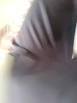 leon8013A online show from September 18, 2025, 11:56 am