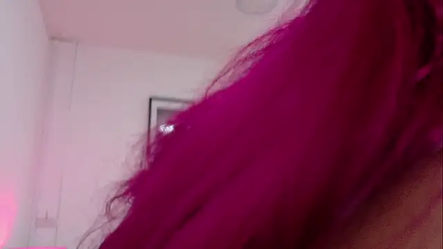 Maddy Mills online show from June 19, 2026, 3:49 pm