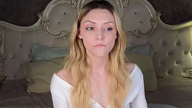 Snapshot of CindyFors chatting on September 25, 2025, 9:29 pm CindyFors online show from September 25, 2025, 9:29 pm