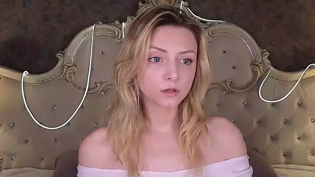 Snapshot of CindyFors chatting on October 15, 2025, 8:53 pm CindyFors online show from October 15, 2025, 8:53 pm