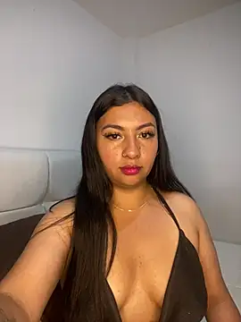 Issa Santana online show from February 10, 2026, 7:51 pm