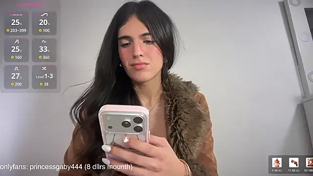 Snapshot of 4444ngel chatting on February 14, 2026, 10:50 pm 4444ngel online show from February 14, 2026, 10:50 pm