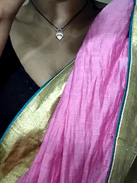 Snapshot of Hotty_Sonali chatting on September 24, 2025, 3:10 am Hotty Sonali online show from September 24, 2025, 3:10 am