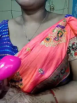 Snapshot of Hotty_Sonali chatting on October 11, 2025, 2:59 pm Hotty Sonali online show from October 11, 2025, 2:59 pm
