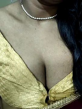 Snapshot of Hotty_Sonali chatting on October 12, 2025, 11:26 pm Hotty Sonali online show from October 12, 2025, 11:26 pm