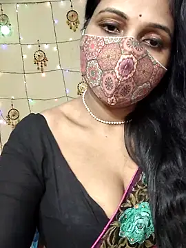 Snapshot of Hotty_Sonali chatting on October 13, 2025, 11:38 pm Hotty Sonali online show from October 13, 2025, 11:38 pm