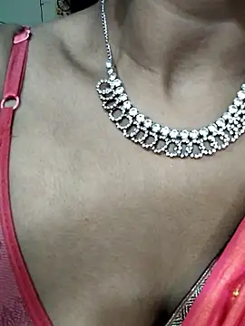 Snapshot of Hotty_Sonali chatting on October 16, 2025, 4:02 am Hotty Sonali online show from October 16, 2025, 4:02 am