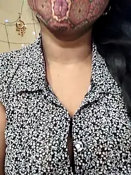 Snapshot of Hotty_Sonali chatting on October 23, 2025, 12:10 am Hotty Sonali online show from October 23, 2025, 12:10 am