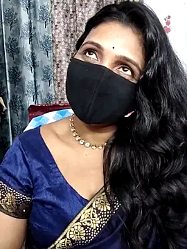 Hotty Sonali online show from May 2, 2026, 5:01 am