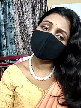Hotty Sonali online show from May 8, 2026, 1:55 am