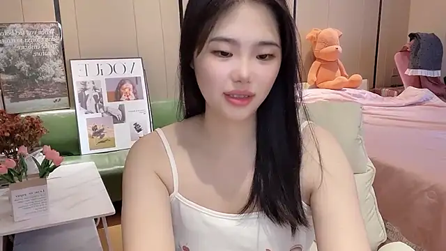 Snapshot of suki-1 chatting on September 18, 2025, 8:49 am suki-1 online show from September 18, 2025, 8:49 am