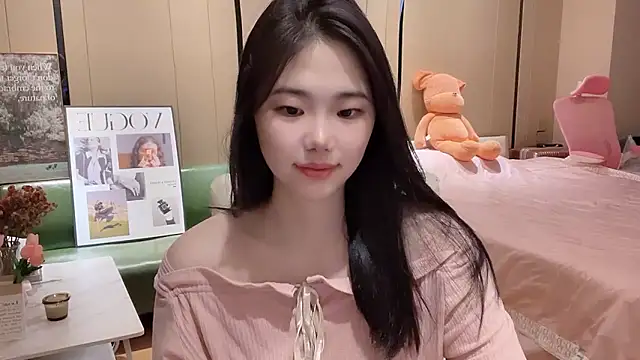 Snapshot of suki-1 chatting on September 30, 2025, 5:34 am suki-1 online show from September 30, 2025, 5:34 am