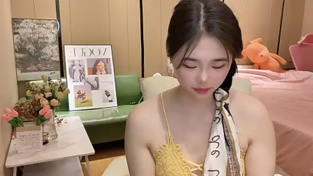 Snapshot of suki-1 chatting on October 15, 2025, 8:36 am suki-1 online show from October 15, 2025, 8:36 am