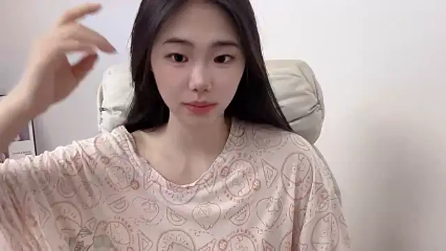 suki-1 online show from April 24, 2026, 9:23 am