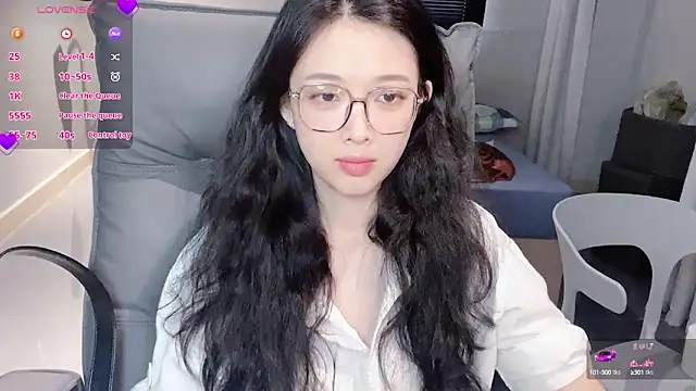 Snapshot of NiNi-baby520 chatting on September 23, 2025, 7:22 am NiNi-baby520 online show from September 23, 2025, 7:22 am