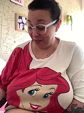 LupeLok online show from June 11, 2026, 4:05 pm