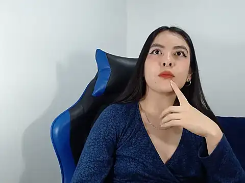 EloiseJun online show from October 11, 2025, 2:22 am