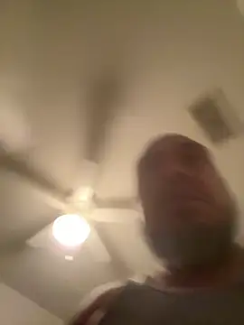 julio p online show from September 19, 2025, 1:07 am