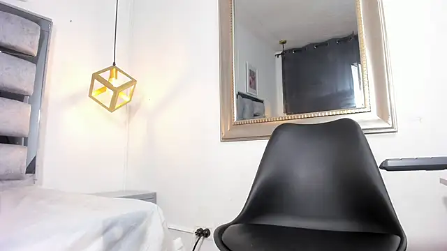 Snapshot of lianfox_ chatting on October 24, 2025, 12:34 pm lianfox online show from October 24, 2025, 12:34 pm