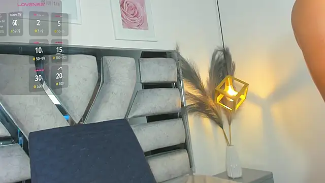 lianfox  online show from June 11, 2026, 12:14 pm