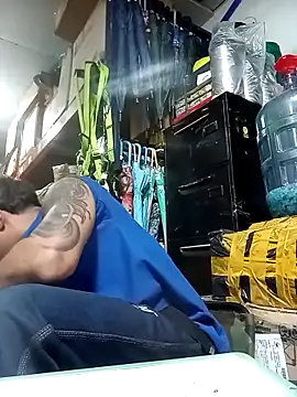 leo yeshua27 online show from February 23, 2026, 10:51 pm