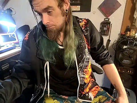 Snapshot of thejuicybacon chatting on October 24, 2025, 11:56 pm thejuicybacon online show from October 24, 2025, 11:56 pm