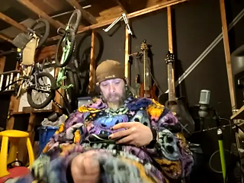 Snapshot of thejuicybacon chatting on February 16, 2026, 5:14 am thejuicybacon online show from February 16, 2026, 5:14 am