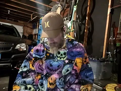 Snapshot of thejuicybacon chatting on February 22, 2026, 6:35 am thejuicybacon online show from February 22, 2026, 6:35 am