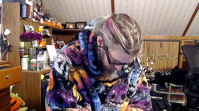 Snapshot of thejuicybacon chatting on March 1, 2026, 5:04 pm thejuicybacon online show from March 1, 2026, 5:04 pm