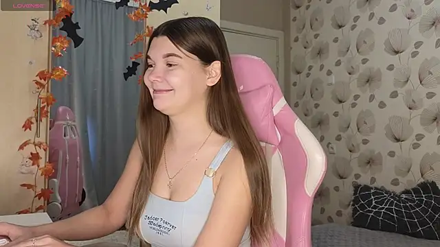  cute ice online show from October 23, 2025, 6:34 am