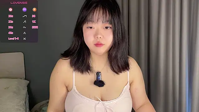 Snapshot of Kittenfishing chatting on October 4, 2025, 6:55 am Kittenfishing online show from October 4, 2025, 6:55 am