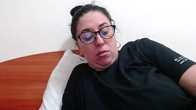 Snapshot of jollene chatting on September 19, 2025, 12:50 pm jollene online show from September 19, 2025, 12:50 pm