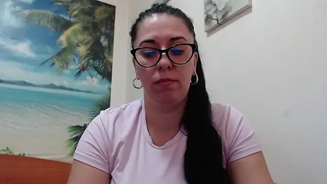 Snapshot of jollene chatting on October 12, 2025, 1:43 pm jollene online show from October 12, 2025, 1:43 pm