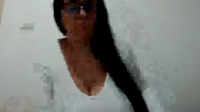 Snapshot of jollene chatting on October 18, 2025, 12:28 pm jollene online show from October 18, 2025, 12:28 pm