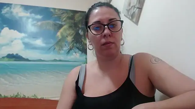 Snapshot of jollene chatting on October 28, 2025, 2:09 pm jollene online show from October 28, 2025, 2:09 pm