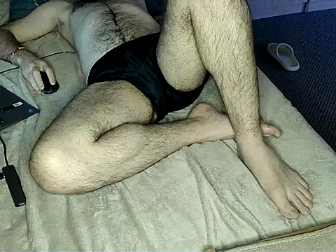 Snapshot of bul_boy chatting on March 8, 2026, 8:34 pm bul boy online show from March 8, 2026, 8:34 pm