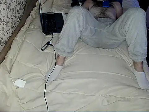 Snapshot of bul_boy chatting on April 2, 2026, 6:49 pm bul boy online show from April 2, 2026, 6:49 pm