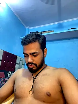 Snapshot of fireboyyyyy chatting on October 5, 2025, 1:20 pm fireboyyyyy online show from October 5, 2025, 1:20 pm