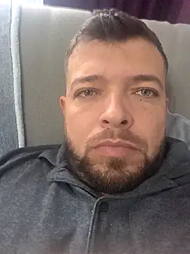 Snapshot of Clau1291 chatting on October 12, 2025, 6:34 am Clau1291 online show from October 12, 2025, 6:34 am