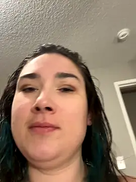 paigeycakes online show from December 5, 2025, 4:47 pm