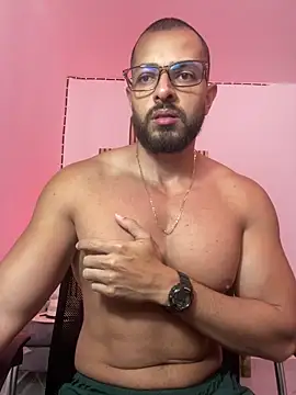 magnumchris online show from May 16, 2026, 3:11 pm