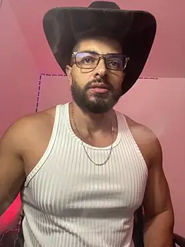 magnumchris online show from May 18, 2026, 10:04 pm