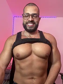 magnumchris online show from May 28, 2026, 11:02 pm