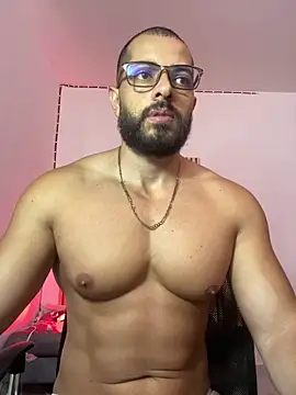 magnumchris online show from June 4, 2026, 2:12 pm